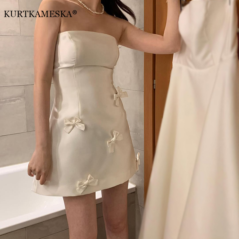 Photography Natural Lighting - Französisches Trägerloses Leichtes Hochzeitskleid für Frauen